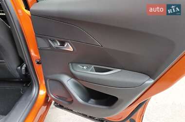 Позашляховик / Кросовер Peugeot e-2008 2022 в 