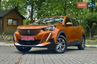 Позашляховик / Кросовер Peugeot e-2008 2021 в 