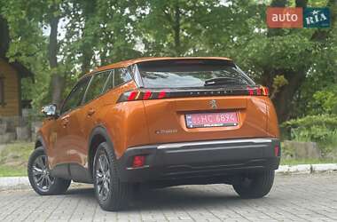 Позашляховик / Кросовер Peugeot e-2008 2021 в 