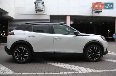 Позашляховик / Кросовер Peugeot e-2008 2020 в 