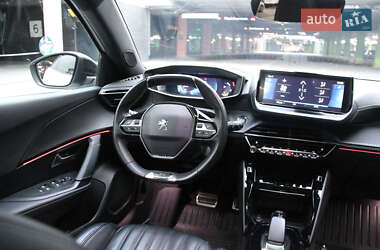 Позашляховик / Кросовер Peugeot e-2008 2020 в 