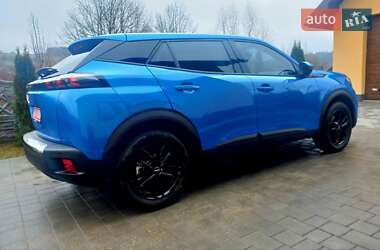 Внедорожник / Кроссовер Peugeot e-2008 2022 в 