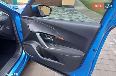 Внедорожник / Кроссовер Peugeot e-2008 2022 в 