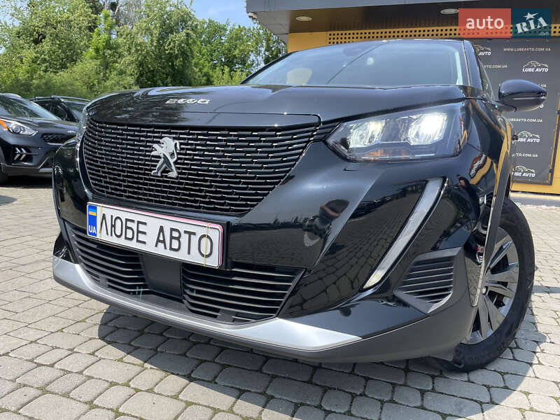 Peugeot e-2008 2022