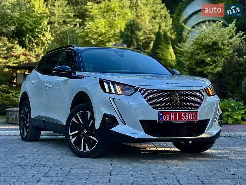 Peugeot e-2008 2021