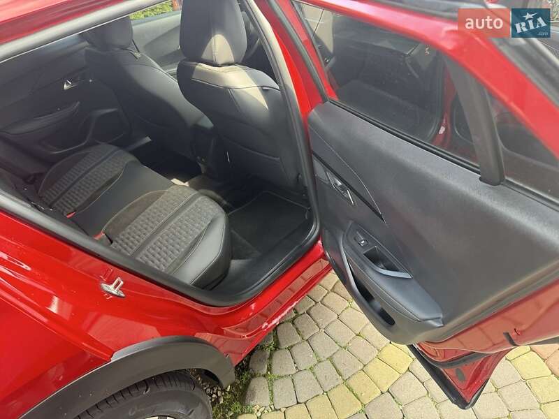 Позашляховик / Кросовер Peugeot e-2008 2021 в Болехові