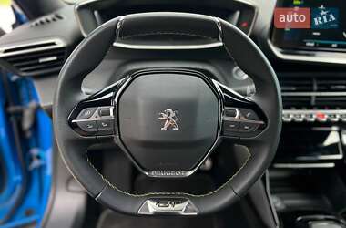 Позашляховик / Кросовер Peugeot e-2008 2022 в 