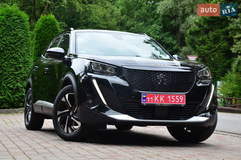 Peugeot e-2008 2021