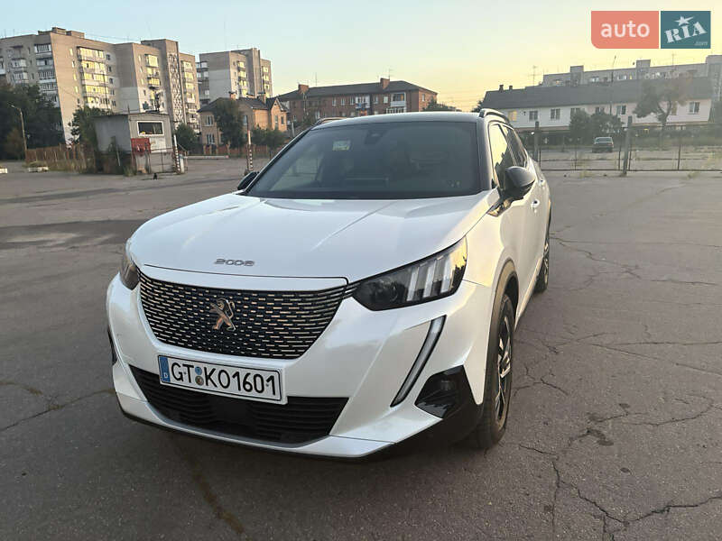 Внедорожник / Кроссовер Peugeot e-2008 2020 в Виннице