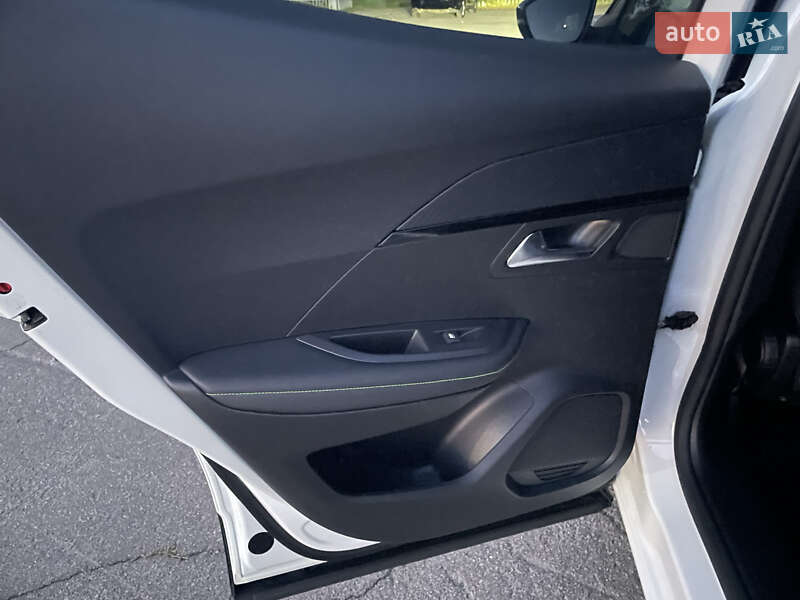 Внедорожник / Кроссовер Peugeot e-2008 2020 в Виннице