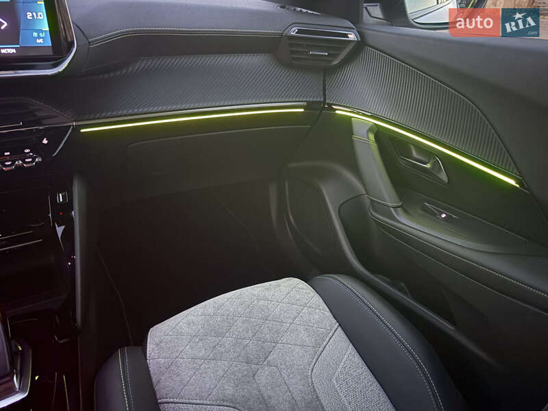 Внедорожник / Кроссовер Peugeot e-2008 2020 в Виннице