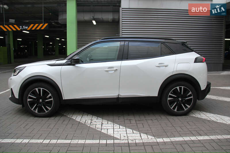 Внедорожник / Кроссовер Peugeot e-2008 2020 в Киеве