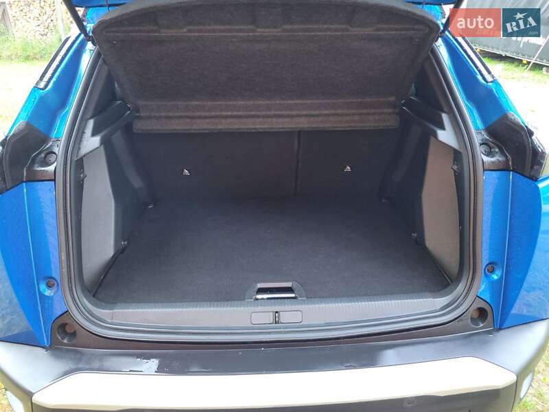 Внедорожник / Кроссовер Peugeot e-2008 2023 в Ковеле