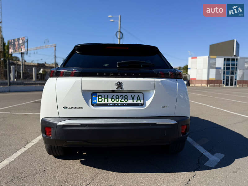 Позашляховик / Кросовер Peugeot e-2008 2020 в Одесі