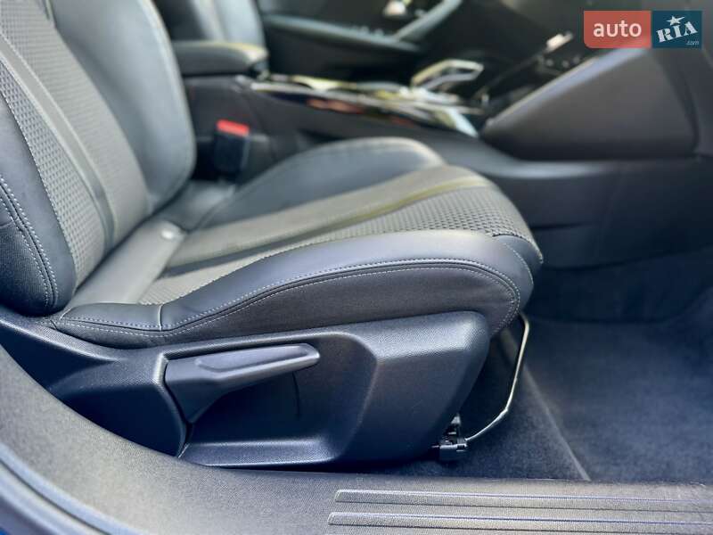 Внедорожник / Кроссовер Peugeot e-2008 2020 в Дрогобыче фото 86 Внедорожник / Кроссовер Peugeot e-2008 2020 в Дрогобыче