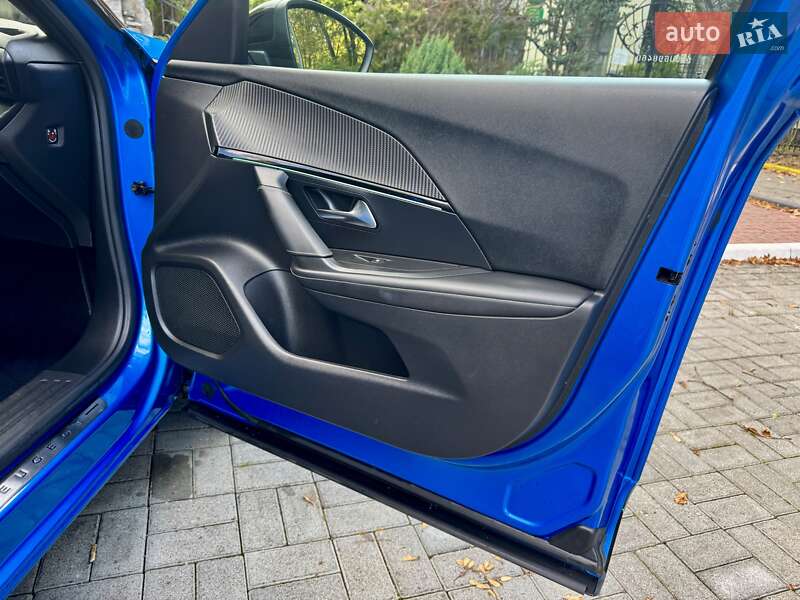 Внедорожник / Кроссовер Peugeot e-2008 2020 в Дрогобыче фото 90 Внедорожник / Кроссовер Peugeot e-2008 2020 в Дрогобыче