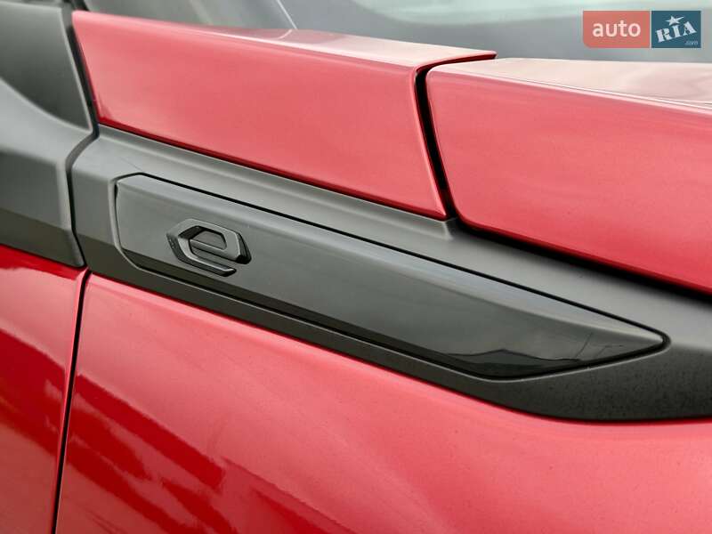 Позашляховик / Кросовер Peugeot e-2008 2020 в Бердичеві