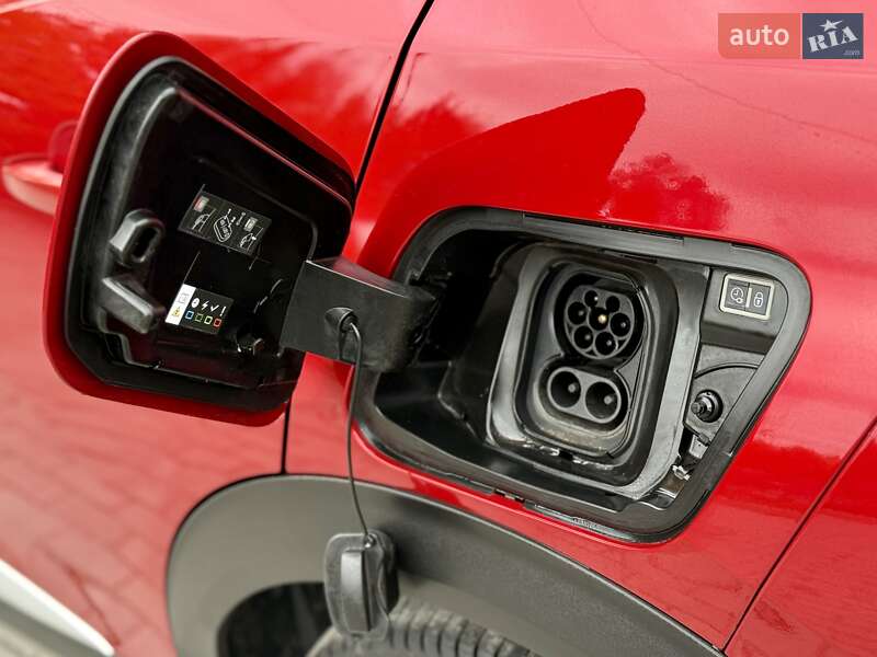 Позашляховик / Кросовер Peugeot e-2008 2020 в Бердичеві