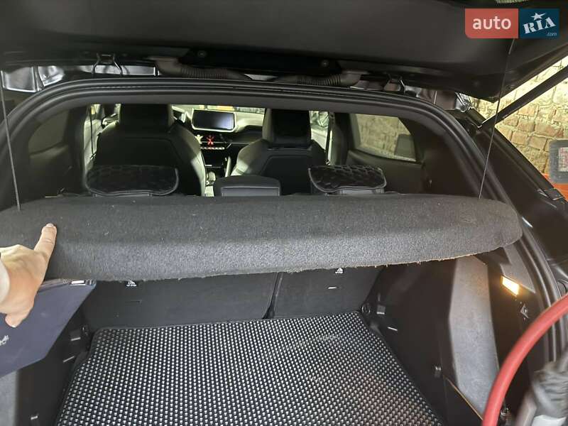 Внедорожник / Кроссовер Peugeot e-2008 2020 в Самборе