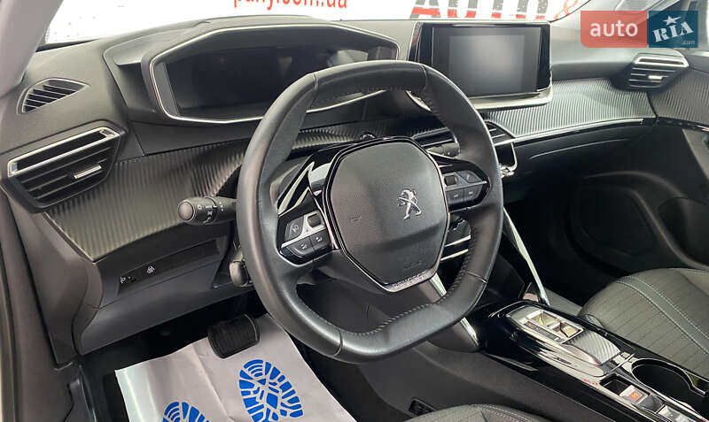 Позашляховик / Кросовер Peugeot e-2008 2022 в Львові