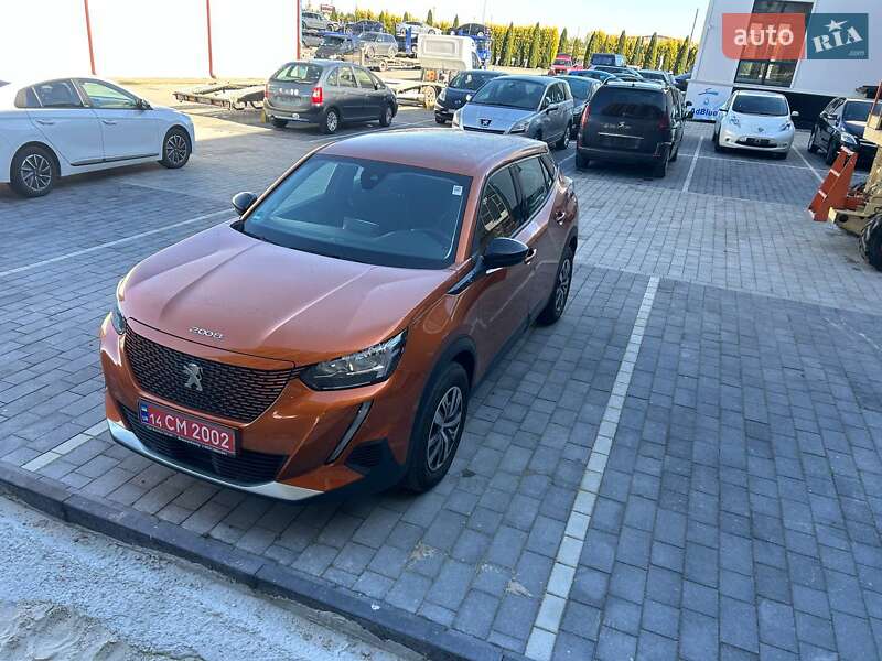 Позашляховик / Кросовер Peugeot e-2008 2022 в Львові