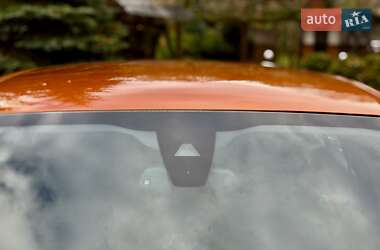 Внедорожник / Кроссовер Peugeot e-2008 2021 в 
