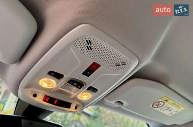Внедорожник / Кроссовер Peugeot e-2008 2021 в 