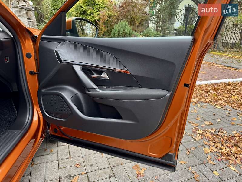 Внедорожник / Кроссовер Peugeot e-2008 2021 в Дрогобыче фото 76 Внедорожник / Кроссовер Peugeot e-2008 2021 в Дрогобыче