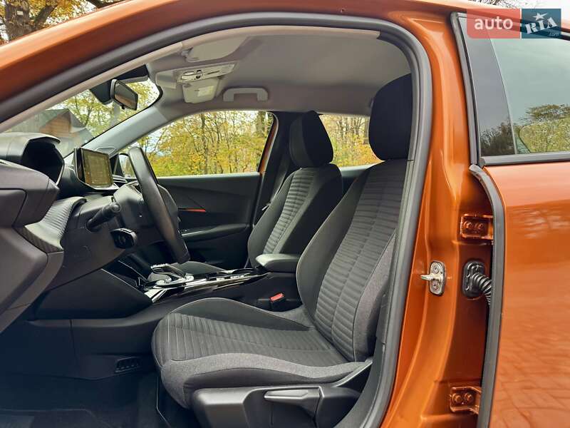 Позашляховик / Кросовер Peugeot e-2008 2021 в Дрогобичі