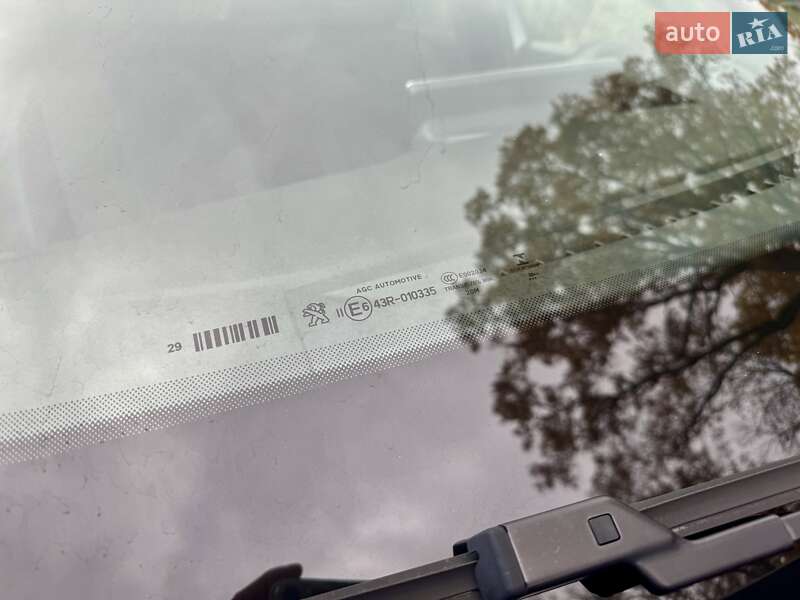 Внедорожник / Кроссовер Peugeot e-2008 2021 в Дрогобыче фото 17 Внедорожник / Кроссовер Peugeot e-2008 2021 в Дрогобыче