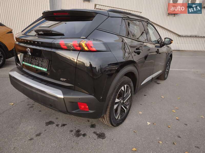 Внедорожник / Кроссовер Peugeot e-2008 2021 в Киеве