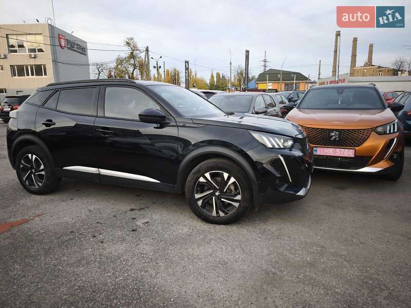 Внедорожник / Кроссовер Peugeot e-2008 2021 в Киеве