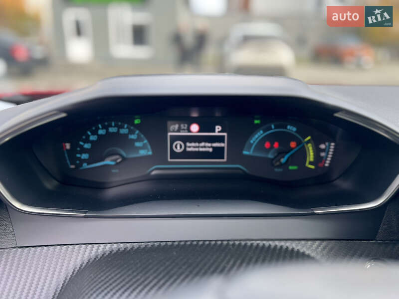 Позашляховик / Кросовер Peugeot e-2008 2022 в Луцьку