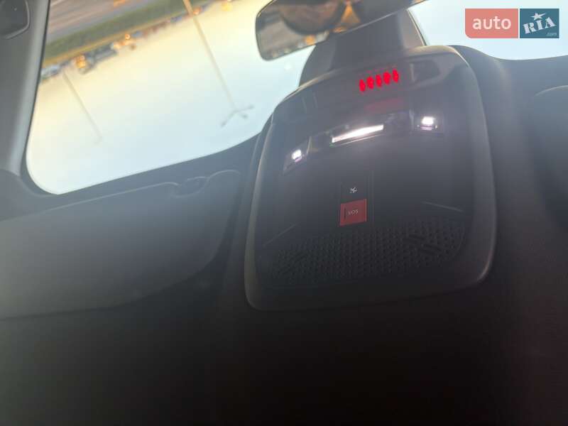 Позашляховик / Кросовер Peugeot e-2008 2021 в Львові