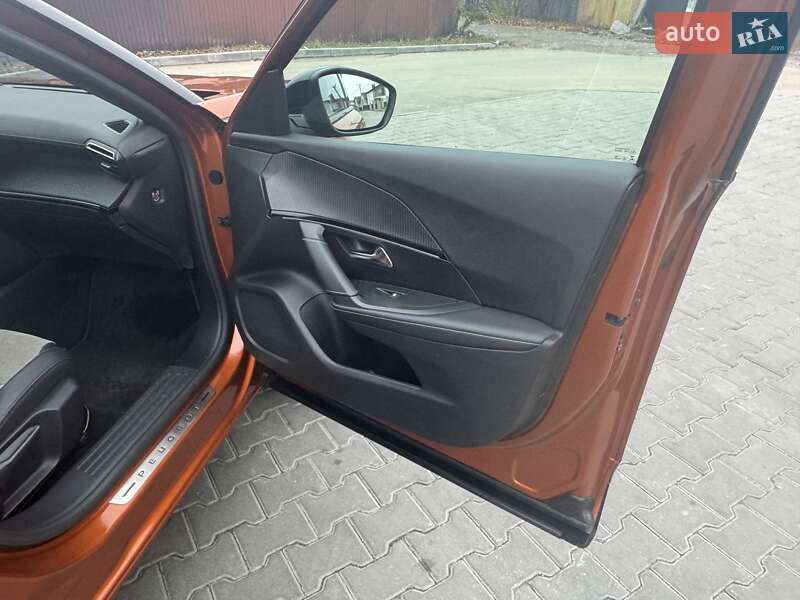 Внедорожник / Кроссовер Peugeot e-2008 2020 в Виннице