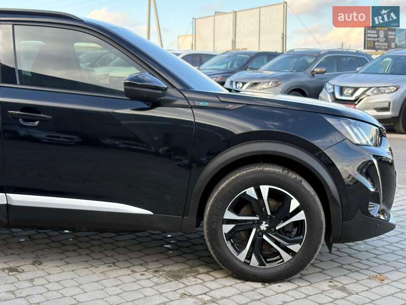 Позашляховик / Кросовер Peugeot e-2008 2021 в Львові
