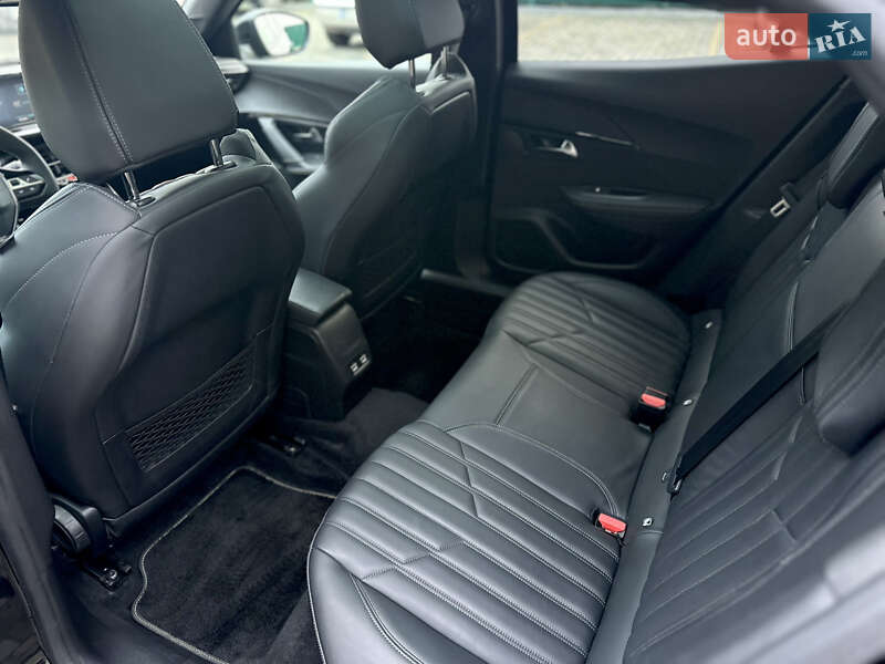 Позашляховик / Кросовер Peugeot e-2008 2020 в Самборі