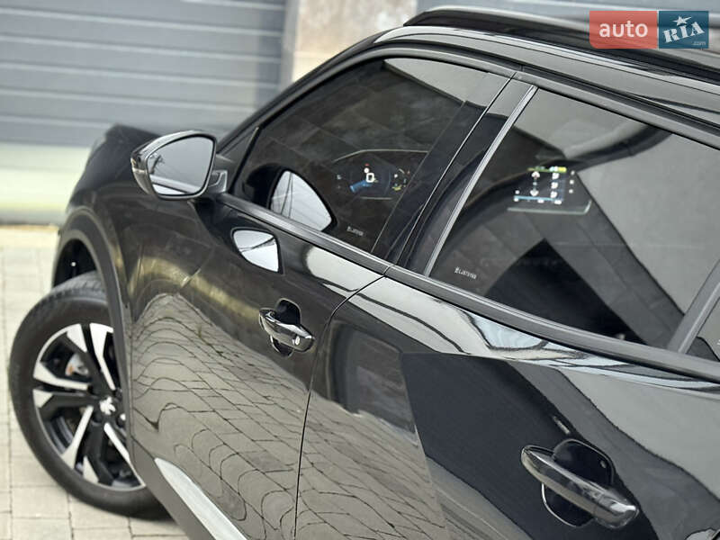 Внедорожник / Кроссовер Peugeot e-2008 2021 в Дрогобыче