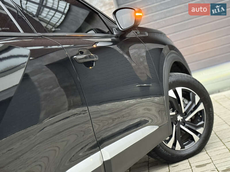 Внедорожник / Кроссовер Peugeot e-2008 2021 в Дрогобыче
