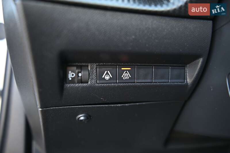 Внедорожник / Кроссовер Peugeot e-2008 2021 в Ровно