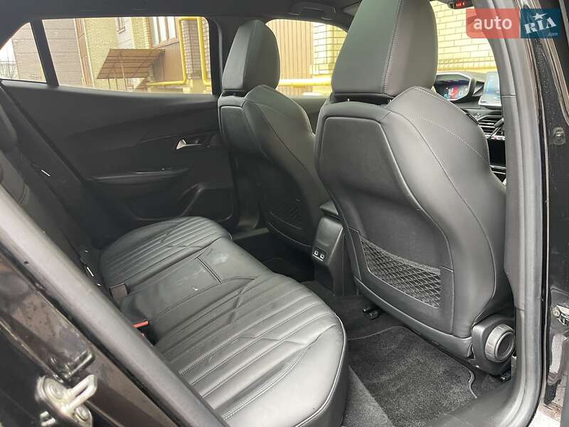 Внедорожник / Кроссовер Peugeot e-2008 2021 в Тернополе