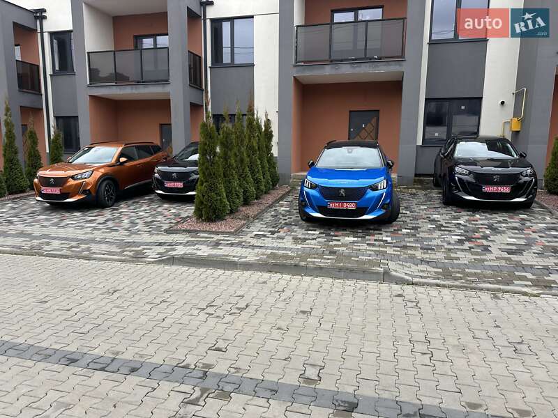 Внедорожник / Кроссовер Peugeot e-2008 2020 в Луцке