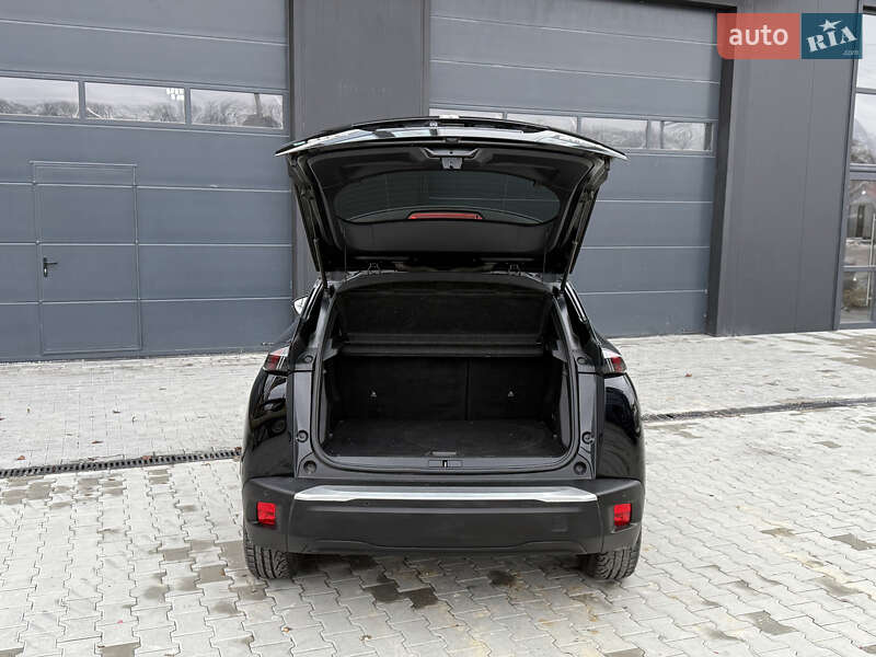 Внедорожник / Кроссовер Peugeot e-2008 2020 в Городке