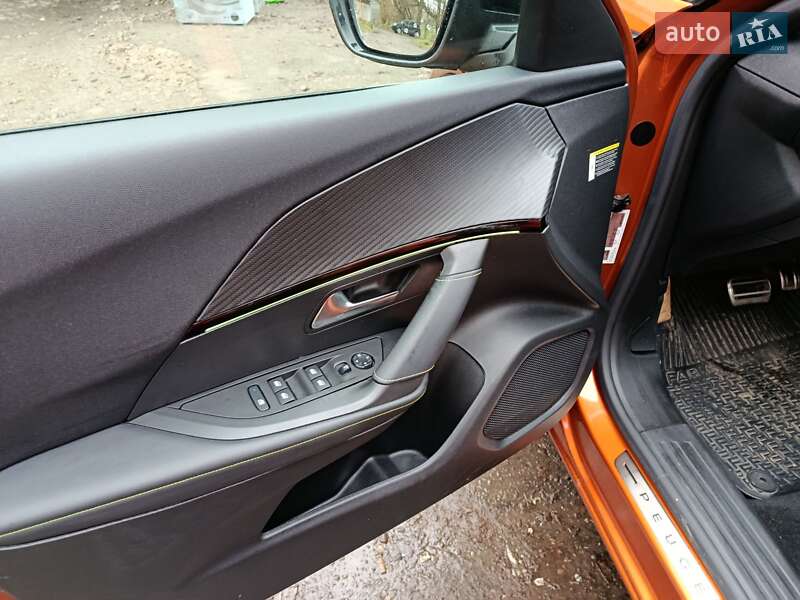 Внедорожник / Кроссовер Peugeot e-2008 2020 в Дубно