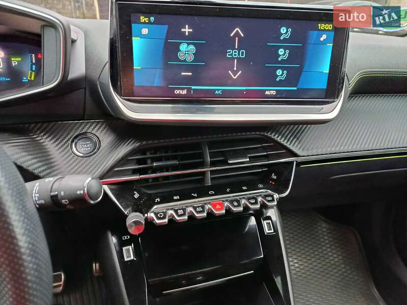 Внедорожник / Кроссовер Peugeot e-2008 2020 в Дубно