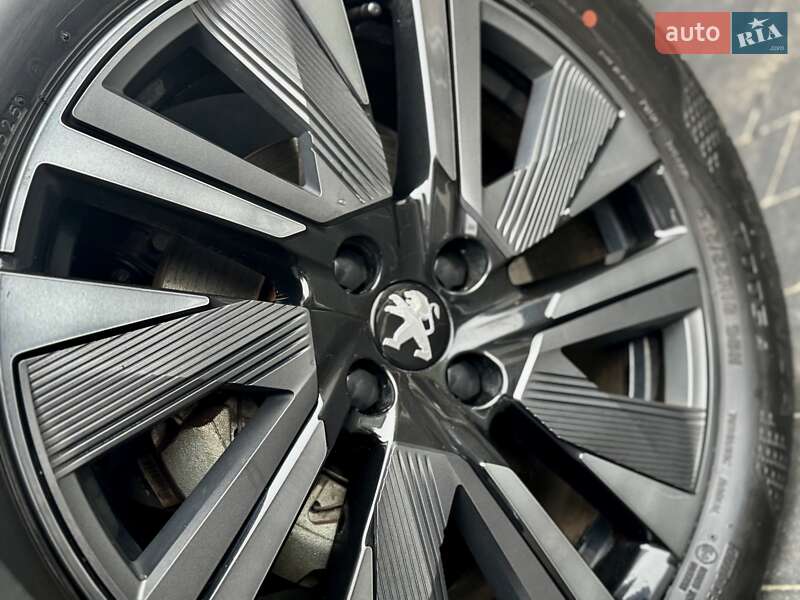 Внедорожник / Кроссовер Peugeot e-2008 2020 в Дрогобыче