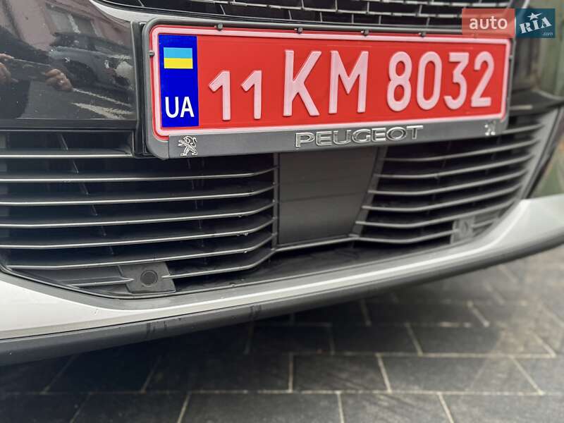 Внедорожник / Кроссовер Peugeot e-2008 2020 в Дрогобыче