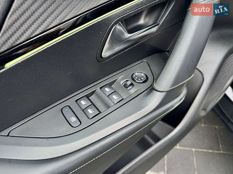 Внедорожник / Кроссовер Peugeot e-2008 2020 в Дрогобыче