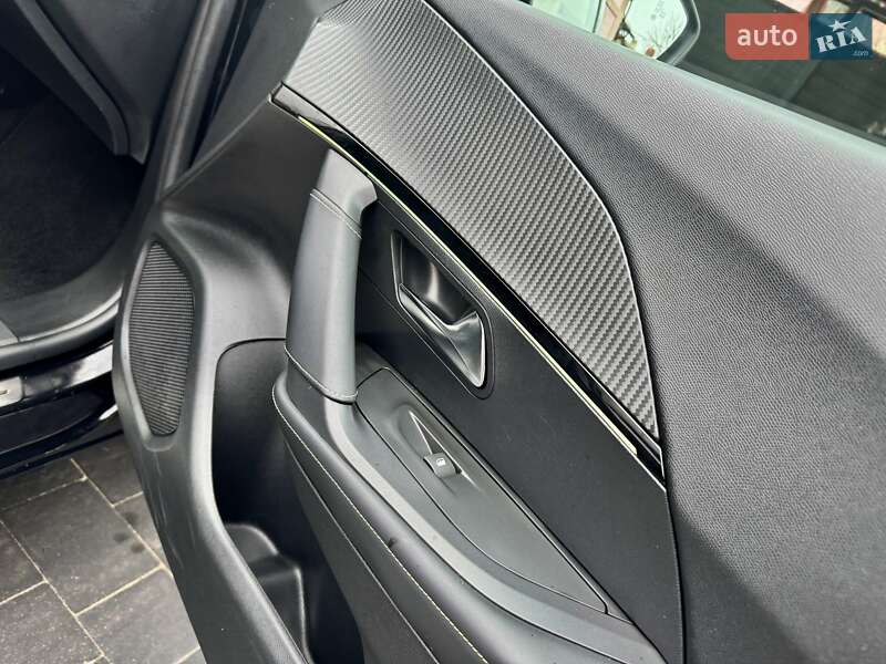 Внедорожник / Кроссовер Peugeot e-2008 2020 в Дрогобыче