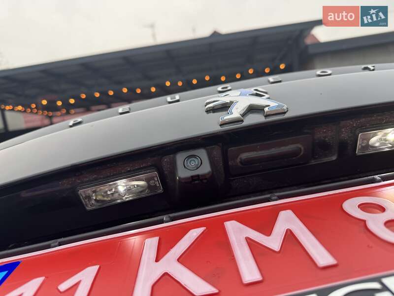 Внедорожник / Кроссовер Peugeot e-2008 2020 в Дрогобыче